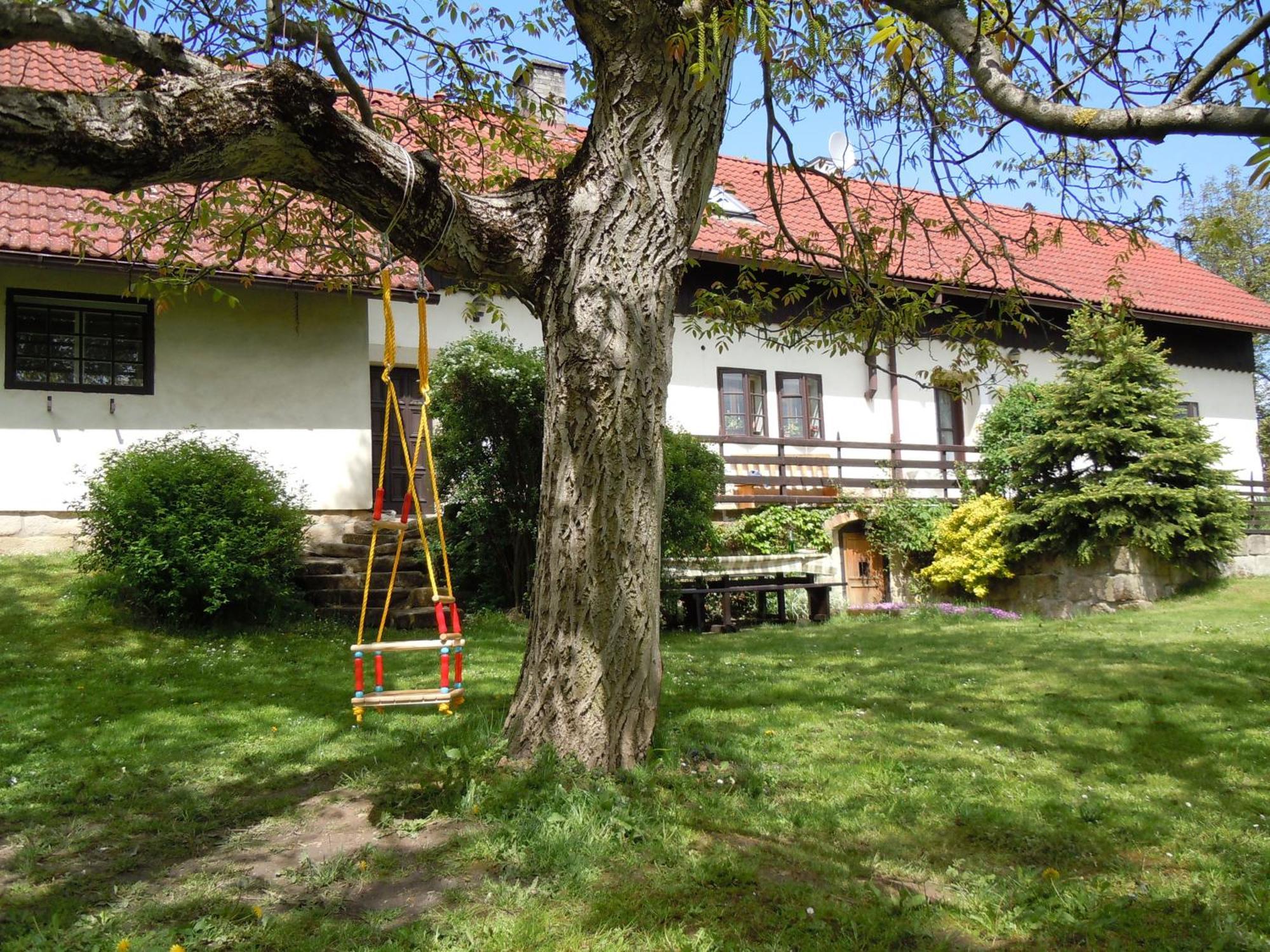 Hotel Ubytovani V Ceskem Raji Holín Zewnętrze zdjęcie
