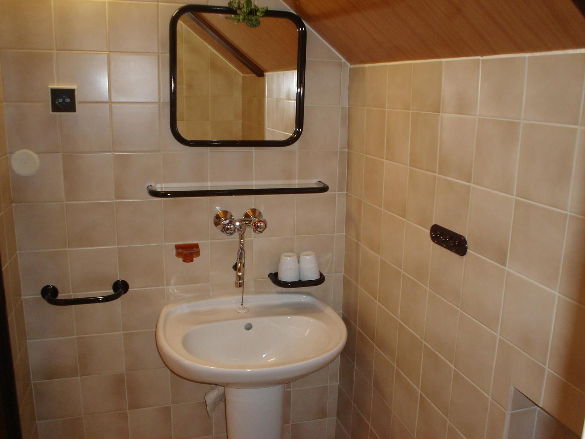 Hotel Ubytovani V Ceskem Raji Holín Zewnętrze zdjęcie
